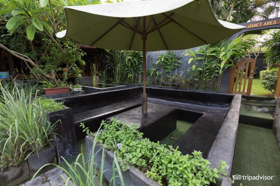 Ngeluwungan Boutique Hostel Canggu Exterior foto